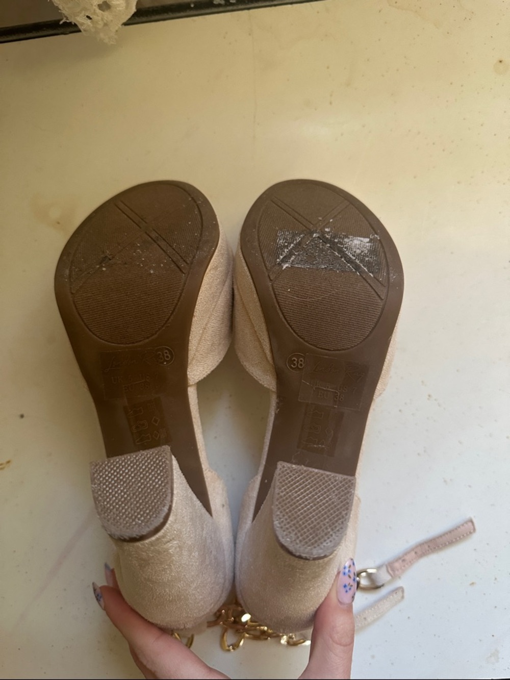 London Rag Women's Inigo
Interchangeable Ankle Strap Platform
Sandals - Picture 4 of 7